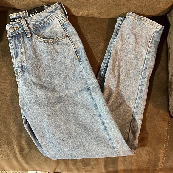 Let’s Rewind Mom Jeans Size 1 - Picture 2 of 4